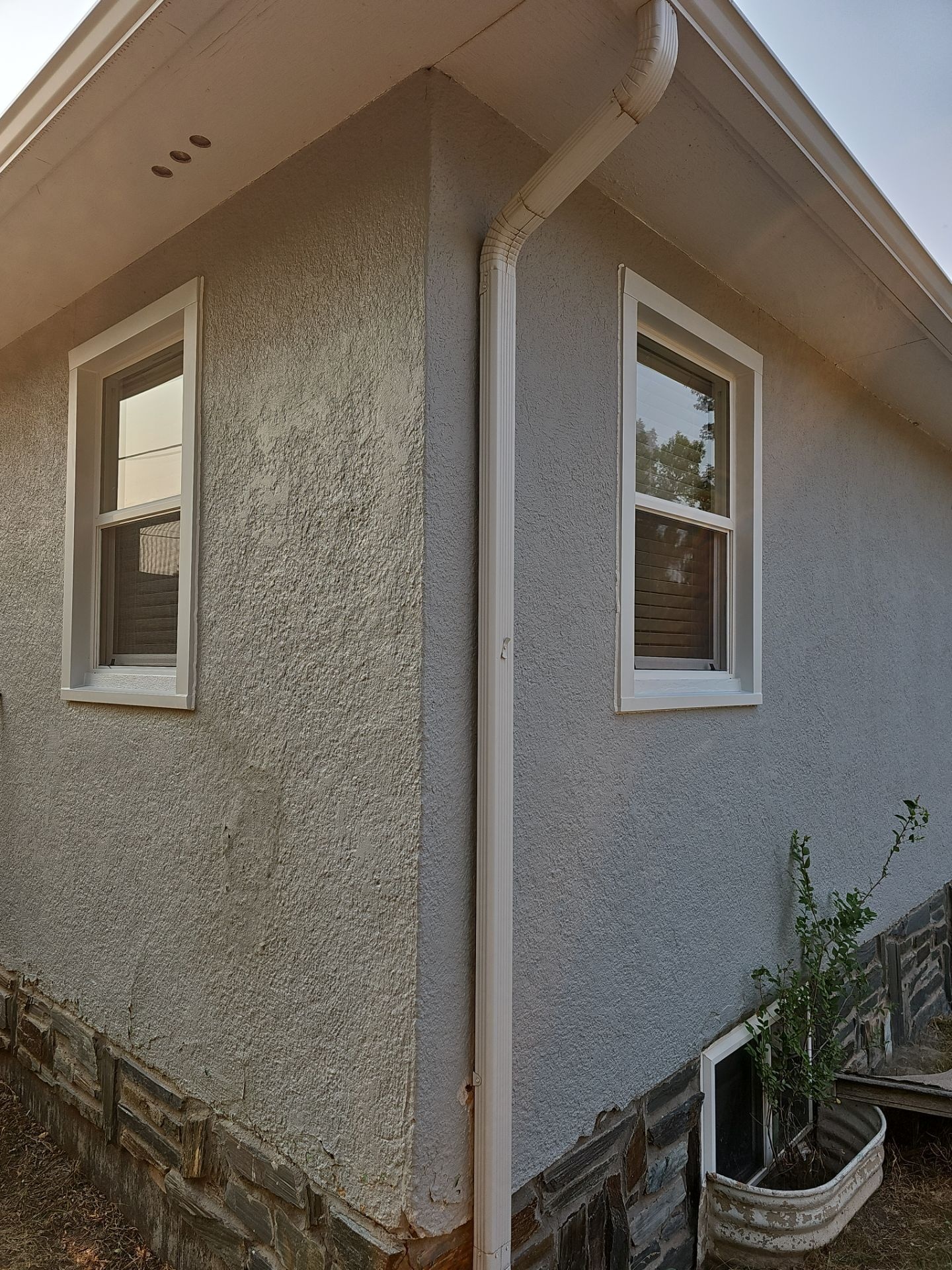 Completed Golden Ridge Exteriors replacement window project